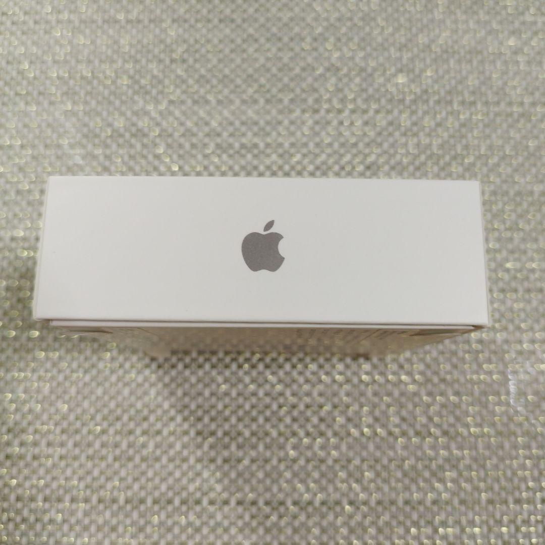 新品未開封　AirPods with MagSafe Charging Case