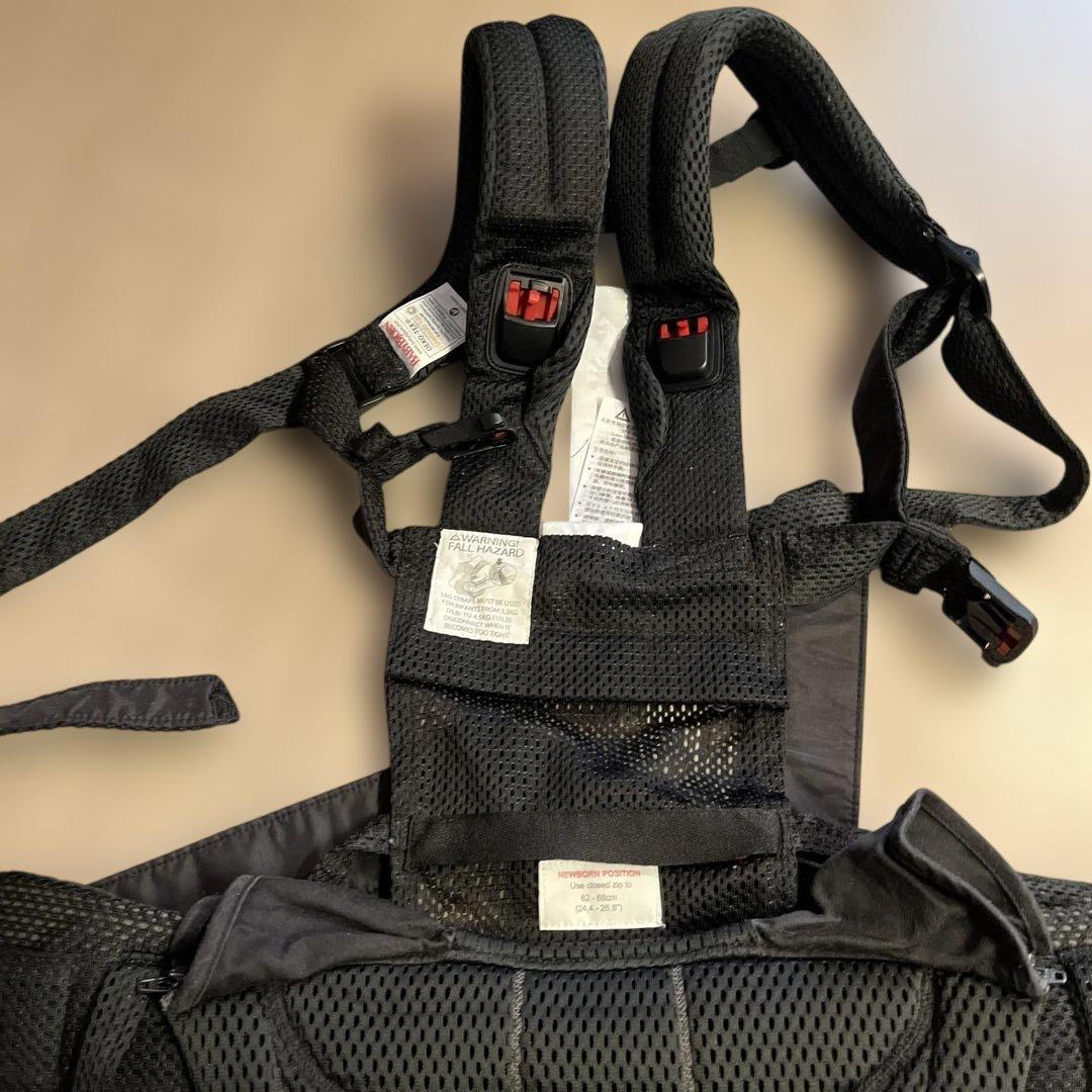 ベビービョルン 抱っこ紐　ハーモニー(黒)