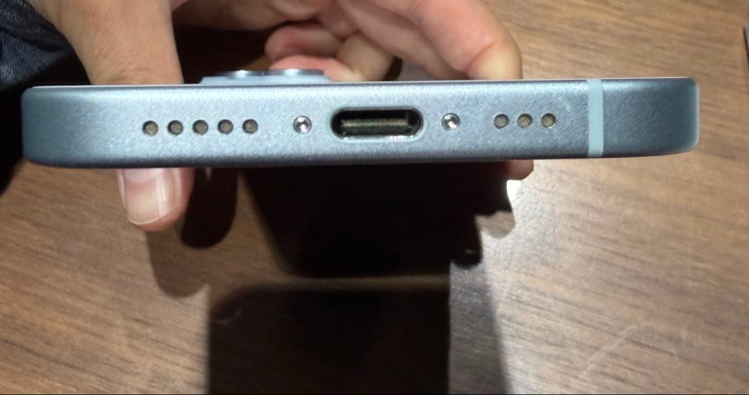 iPhone 15 ブルー 128GB SIMフリー 美品