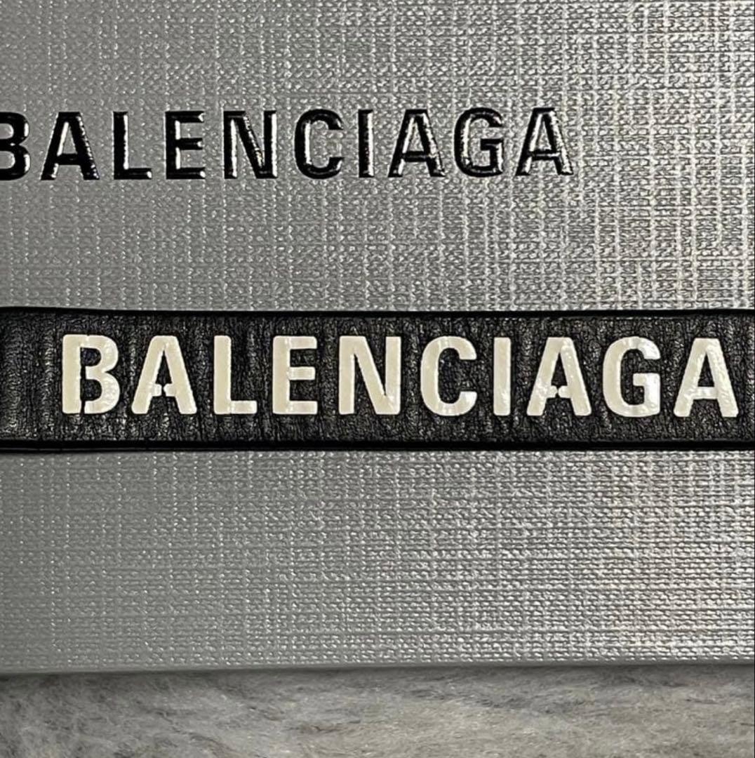 BALENCIAGA レザーキーホルダー