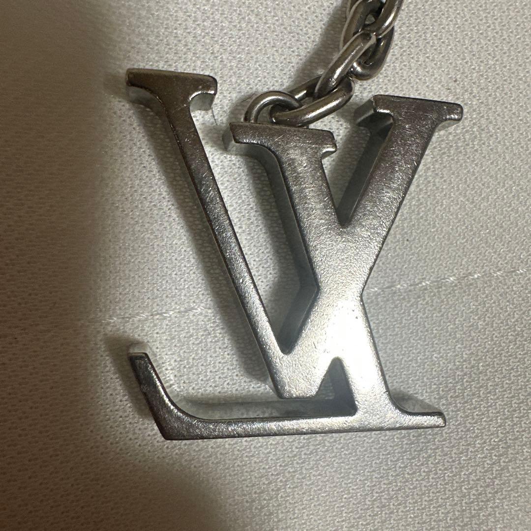 Louis Vuitton シルバー キーホルダー