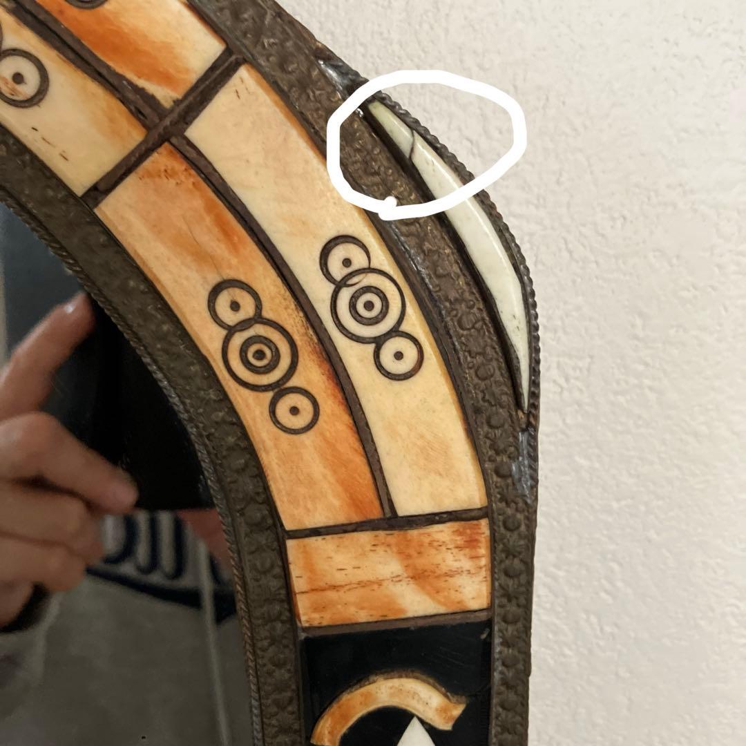 モロッコ　装飾的アーチ型壁掛けミラー