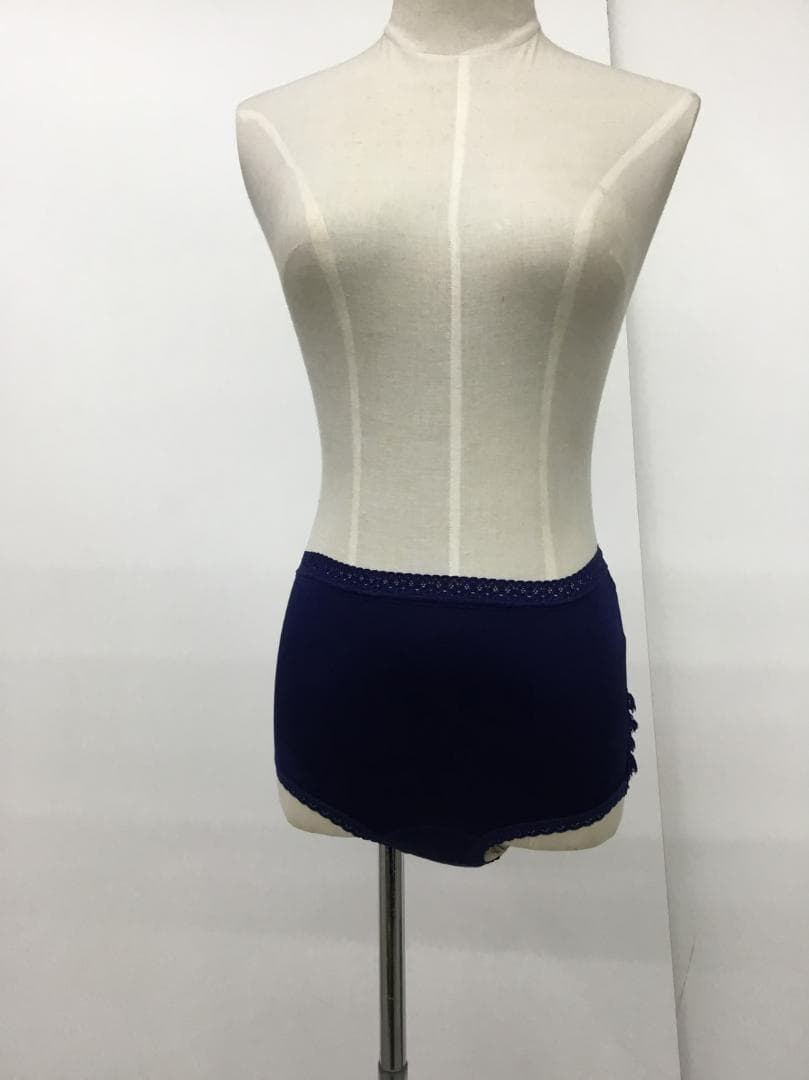 長期保管品 未使用 アンダースコート ヨネックス フリル付 Mサイズ 紺色