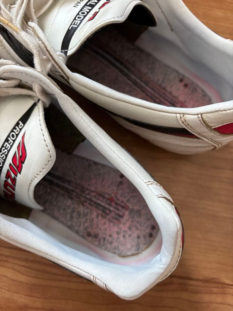 見木友哉選手　サイン入りスパイク