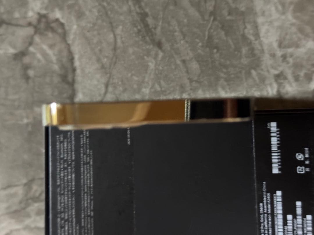 Apple iPhone 12 Pro 本体