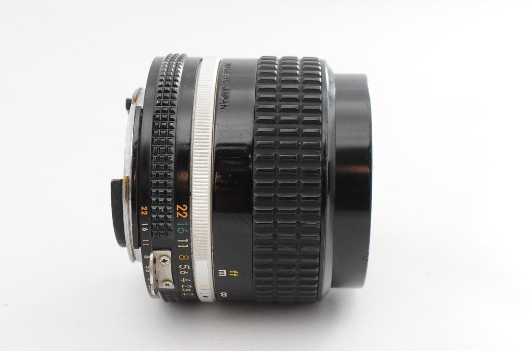 ★超美品 カビ、くもりなし★ NIKON Ai-s NIKKOR 85mm f2