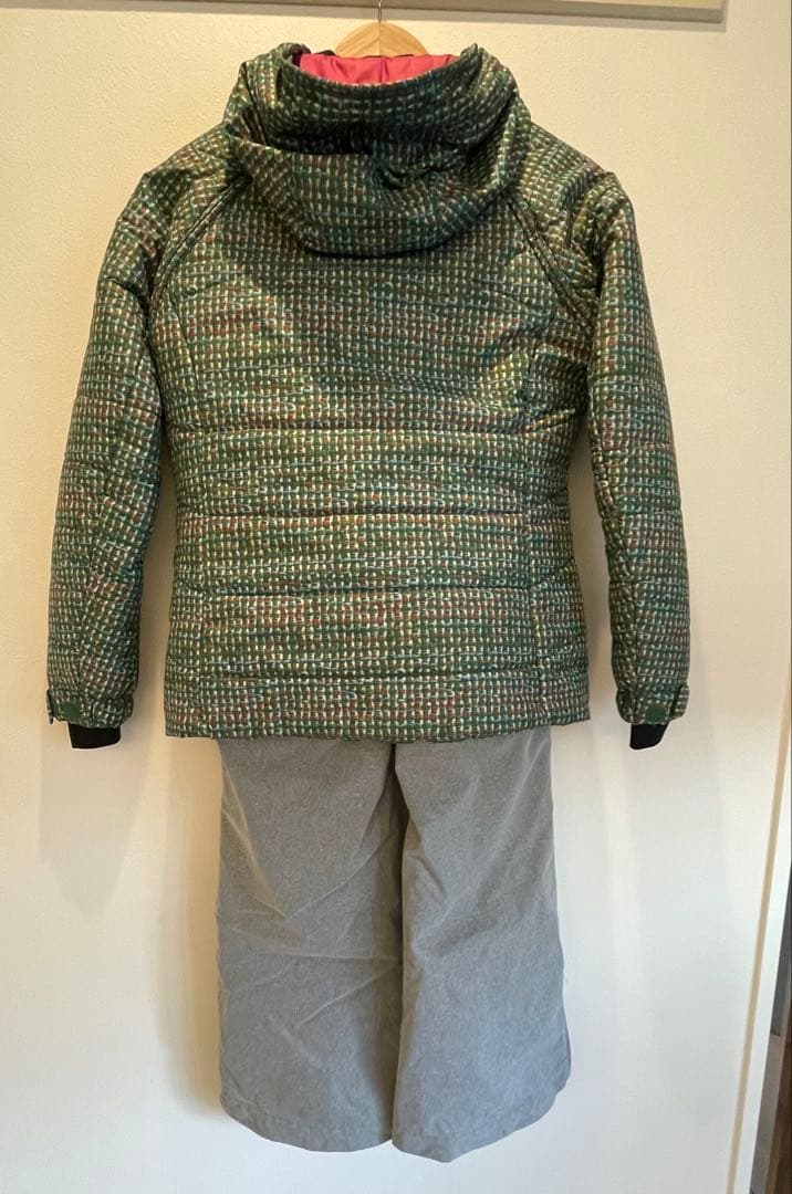 〔美品〕 デサント スノーボースキーウェア　レディース ジュニア　サイズS