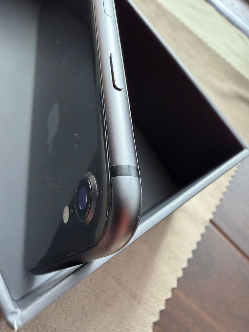 【極美品】iPhone 8 スペースグレイ 64GB バッテリー91%付属有り