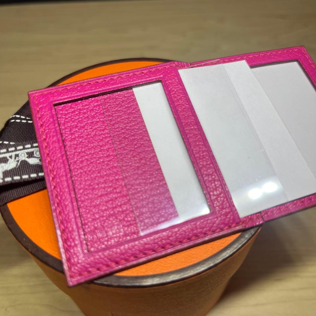 【未使用】エルメス　ミニフォトケース 写真入れ 写真ケース ピンク　レザー