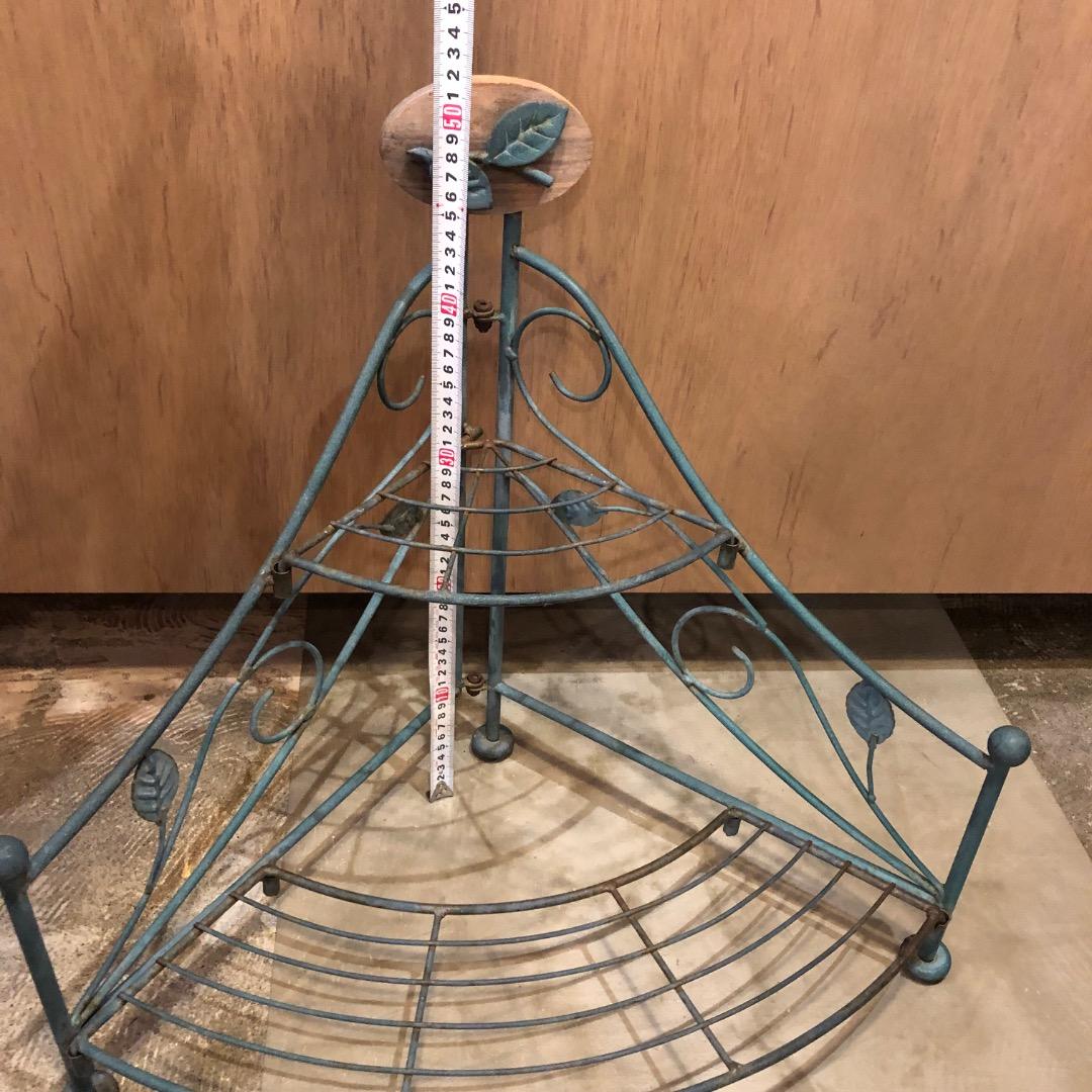 昭和レトロ　アイアン　コーナーラック　古道具　飾り棚　三角コーナーラック　収納