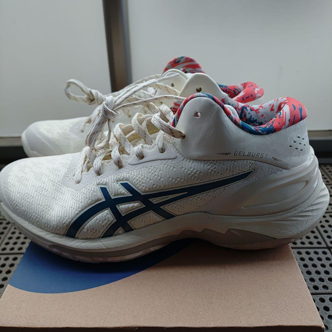 アシックス　ゲルバースト28　25.5cm