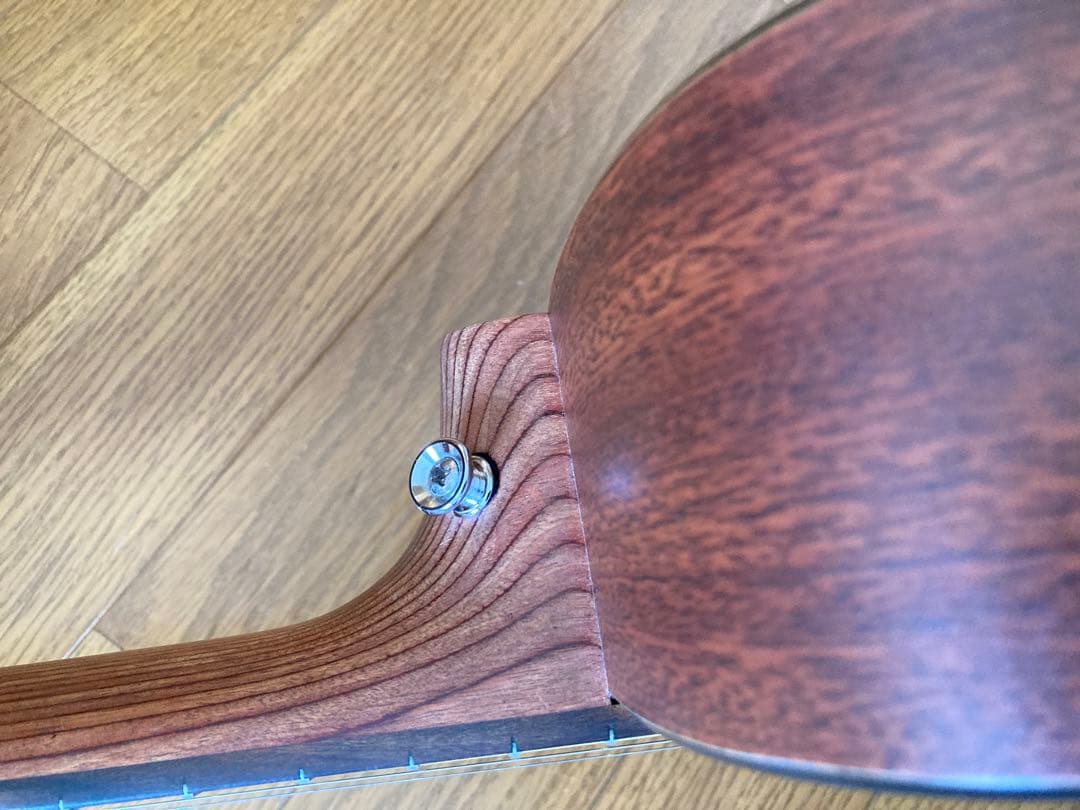 R coa様　Martin LXME ミニギター エレアコ