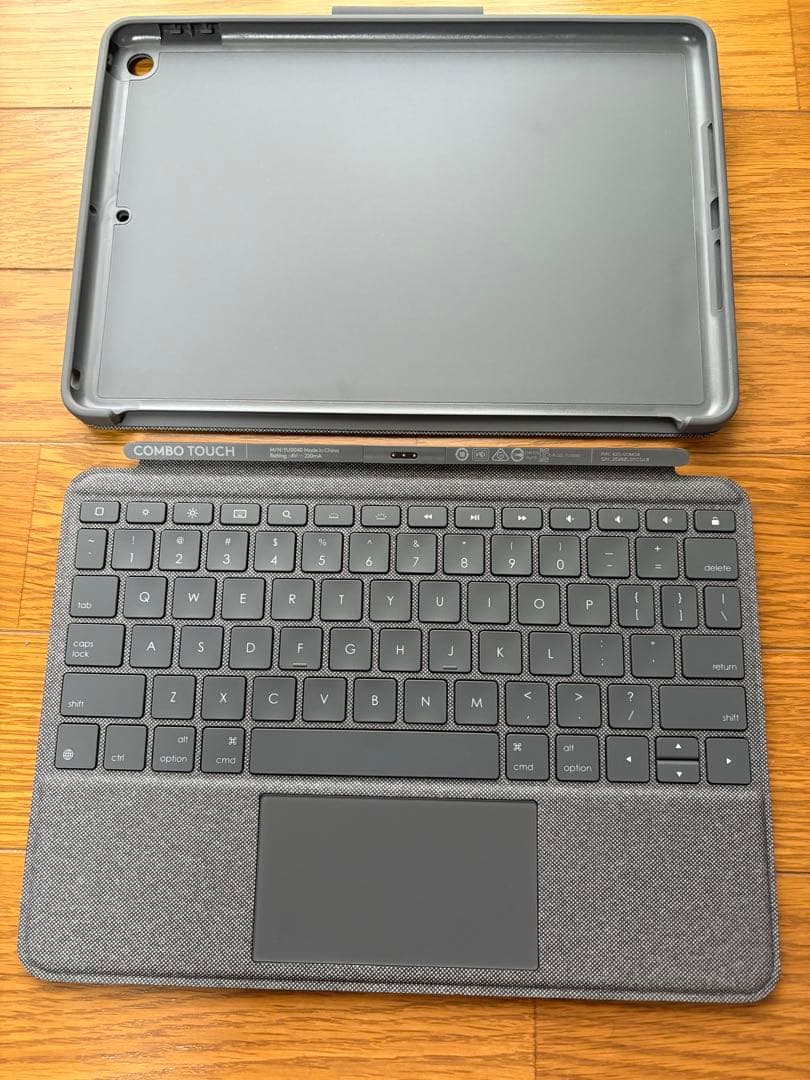 SBA712 Logicool COMBO TOUCH iPadケース