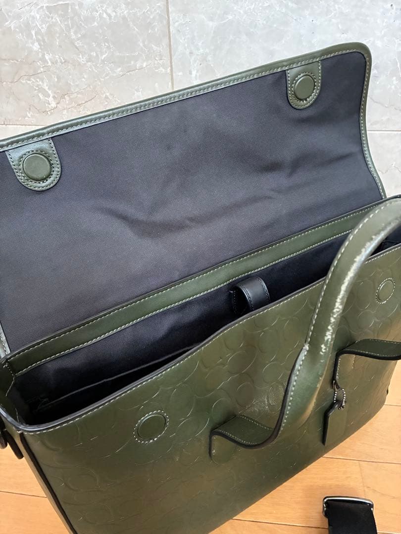 COACH オリーブグリーン ビジネスバッグ