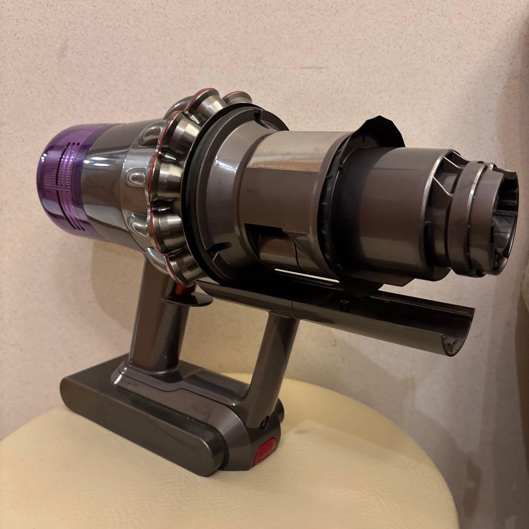 【分解清掃済動作品】ダイソン　SV15 V11 コードレスクリーナー　美品