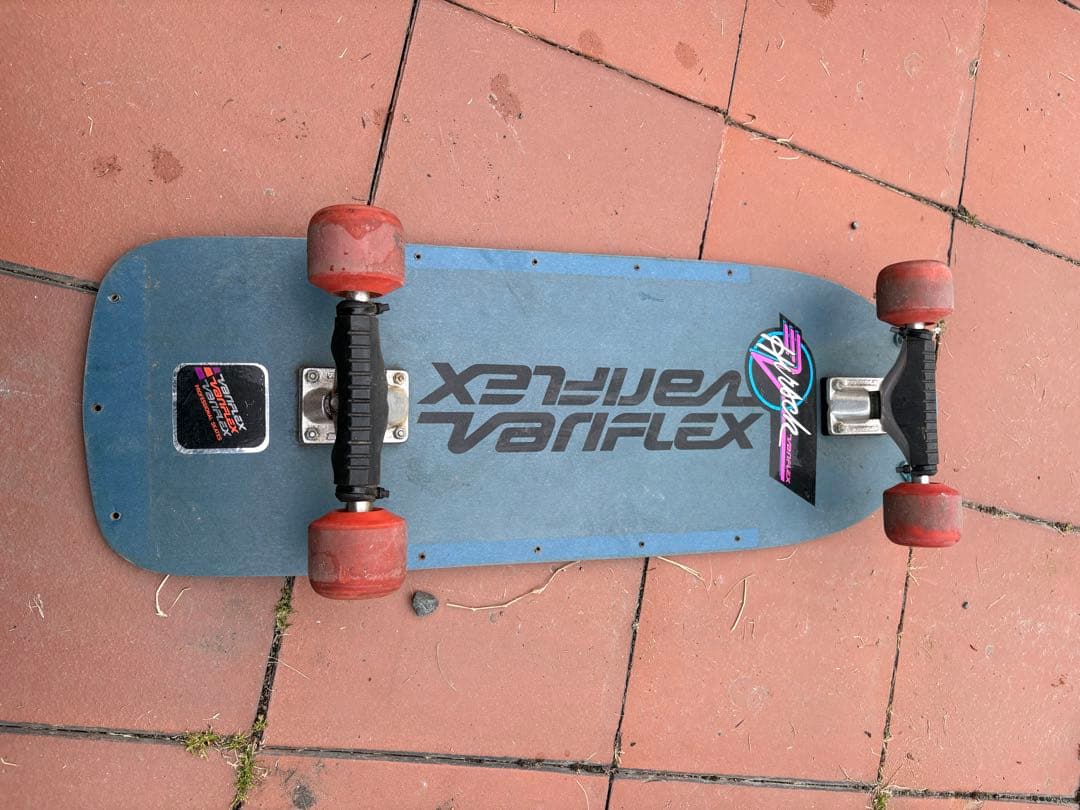 Variflex（バリフレックス）ブランドのビンテージ・スケートボード