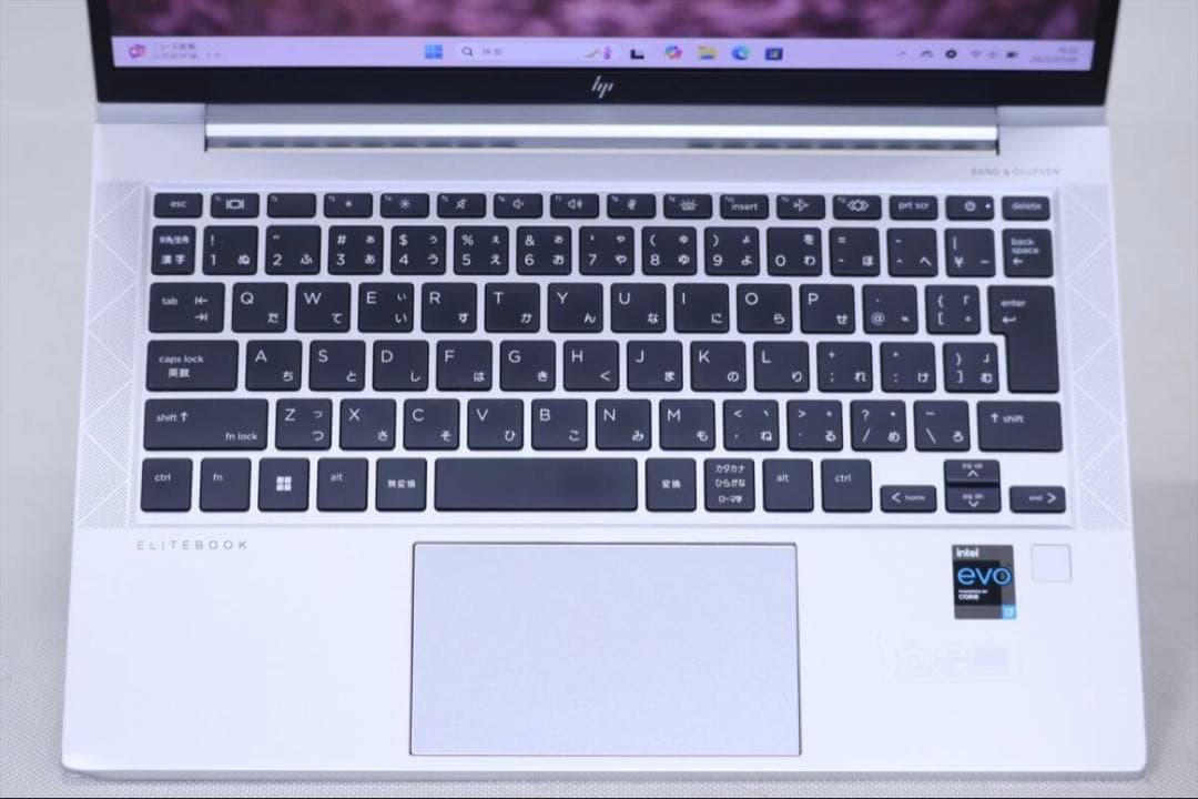 11世代 HP EliteBook 830 G8 i7 32G SSD256G