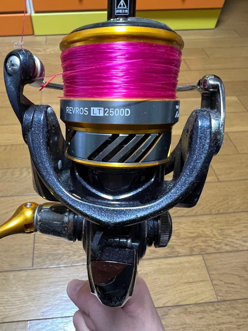 【送料込】タックル2点セット　リバティ1.5-53 + レブロスLT 2500D