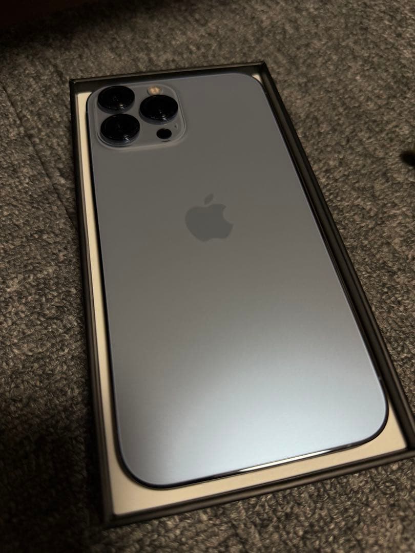 【美品】Apple iPhone 13 Pro Max 本体 シエラブルー