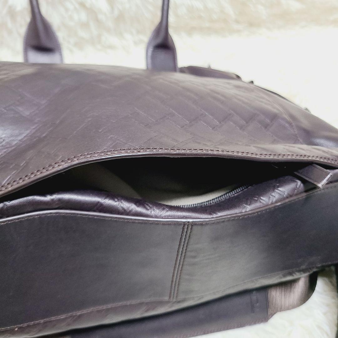 【希少】TUMI　ビジネスバッグ　ロゴ型押し　オールレザー　2WAY　A4収納