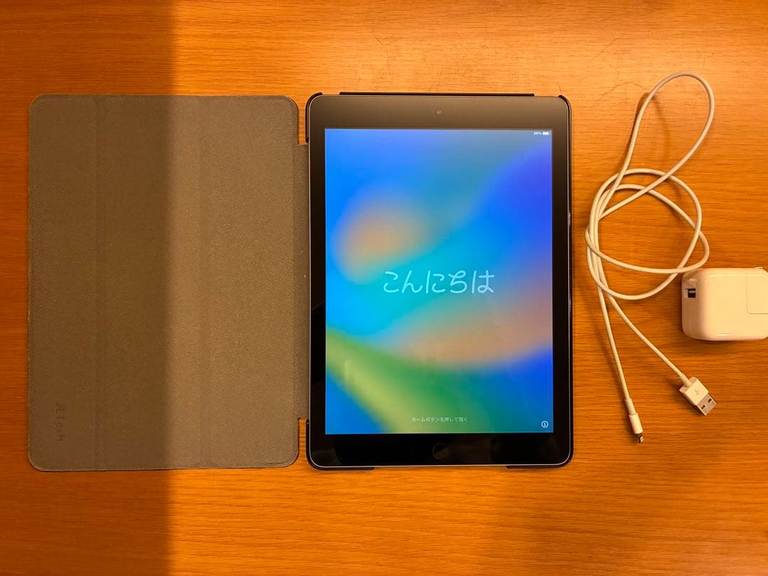 Apple iPad 第5世代 32GB スペースグレイ