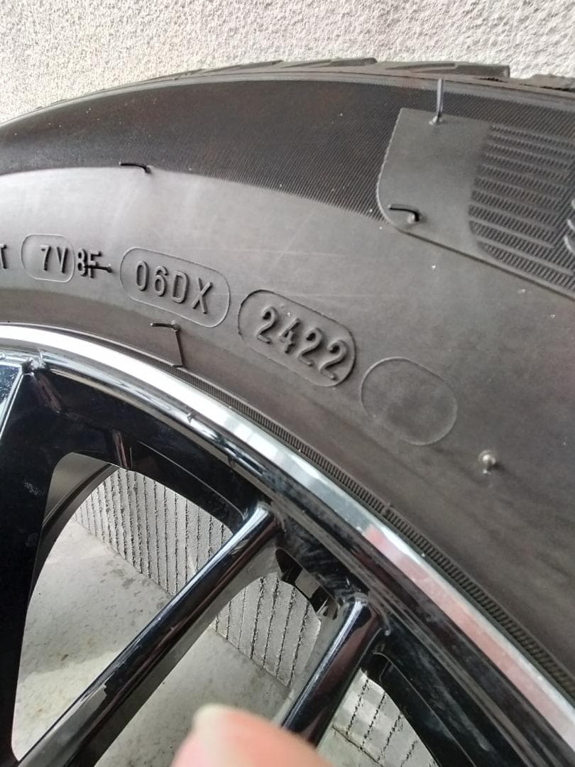 KEN様　235/55/R19　アルミホイール付きスタッドレスタイヤ 4本セット