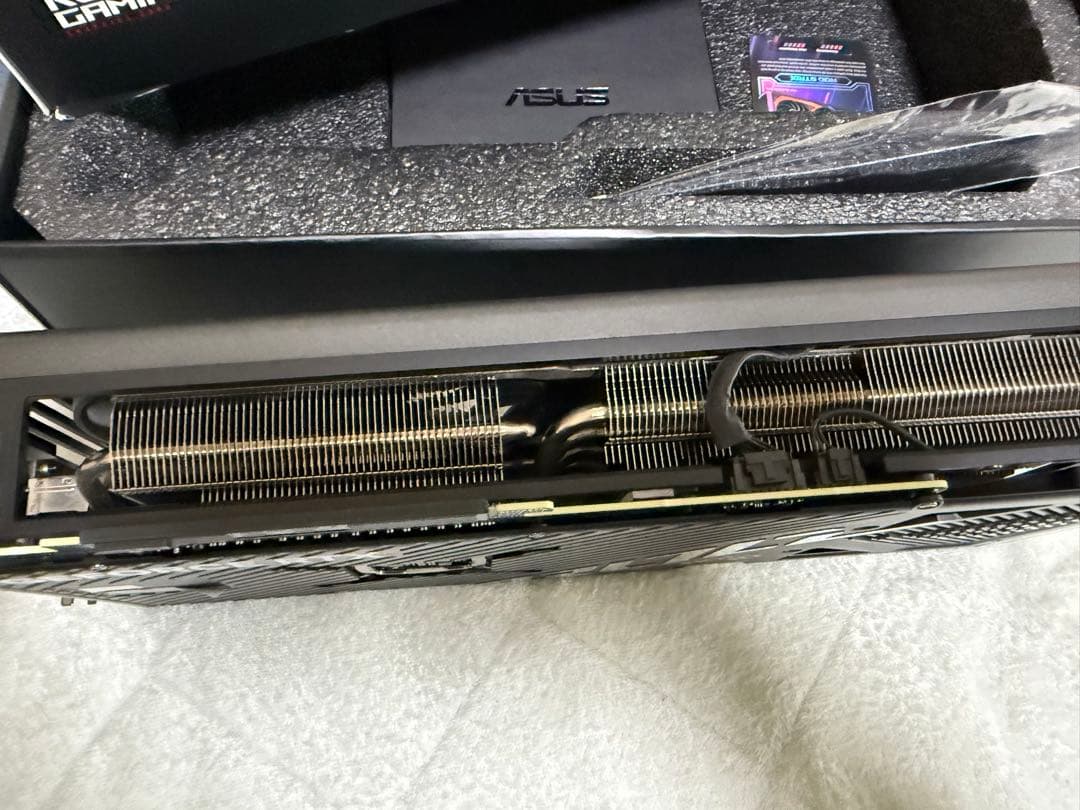 グラフィックボード・グラボ・ビデオカード ROG-STRIX-RTX4070TI-O12G-GAMING 12GB