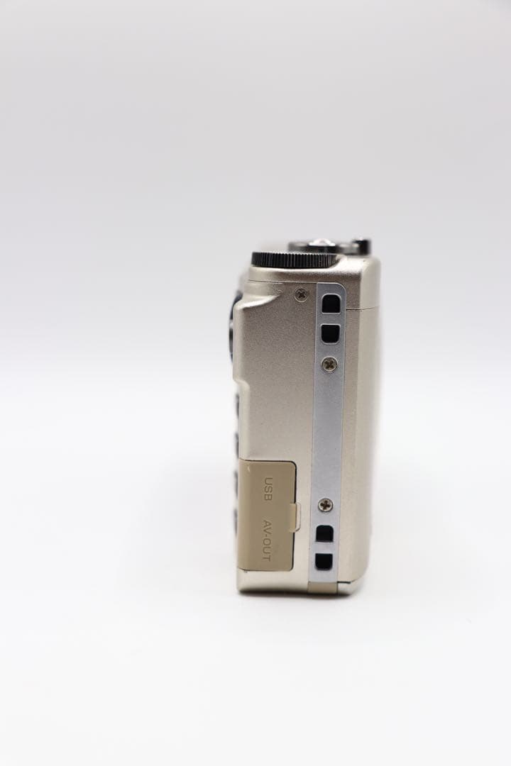 ✨動作確認済み！✨RICOH CX4 充電器付き！