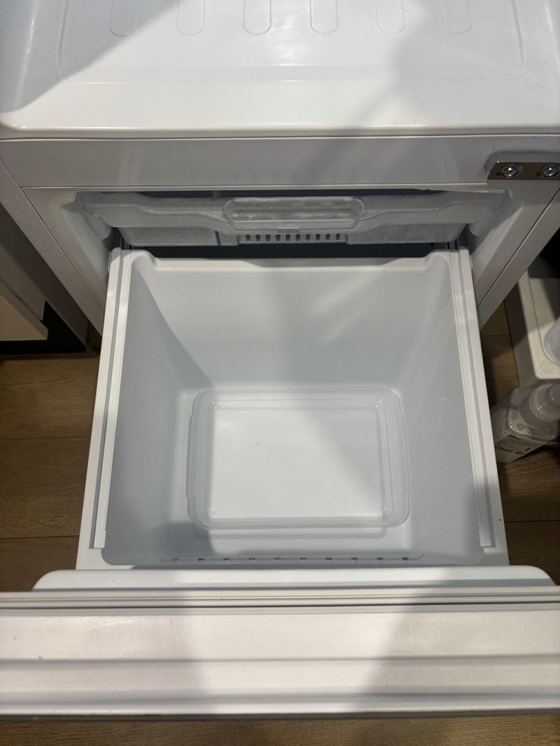 Hisense 2ドア冷蔵庫 ホワイト