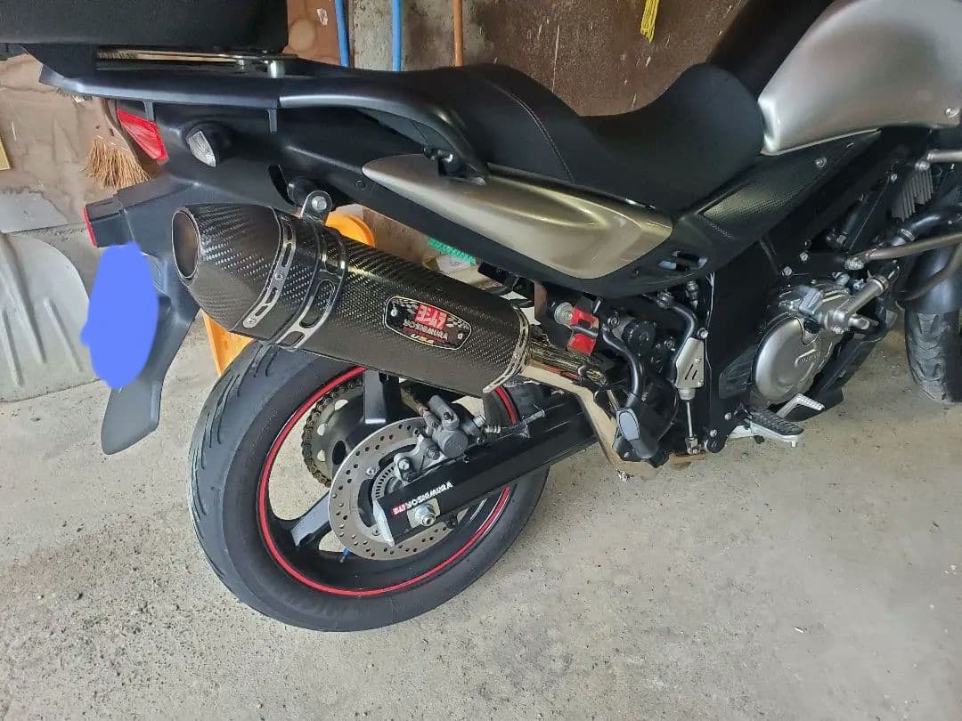 USヨシムラ用カーボンファイバー製マフラー　　Vストローム650　VP56A