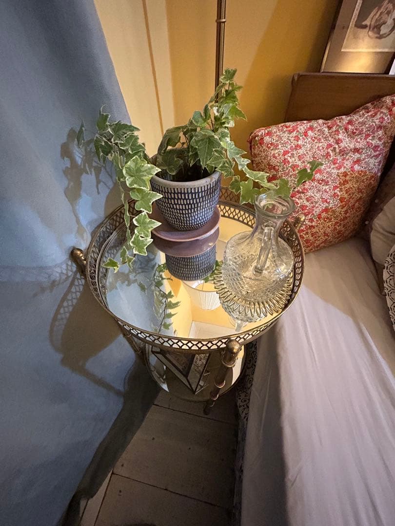 ちぃページ　アンティーク調　サイドテーブル&フロアライト