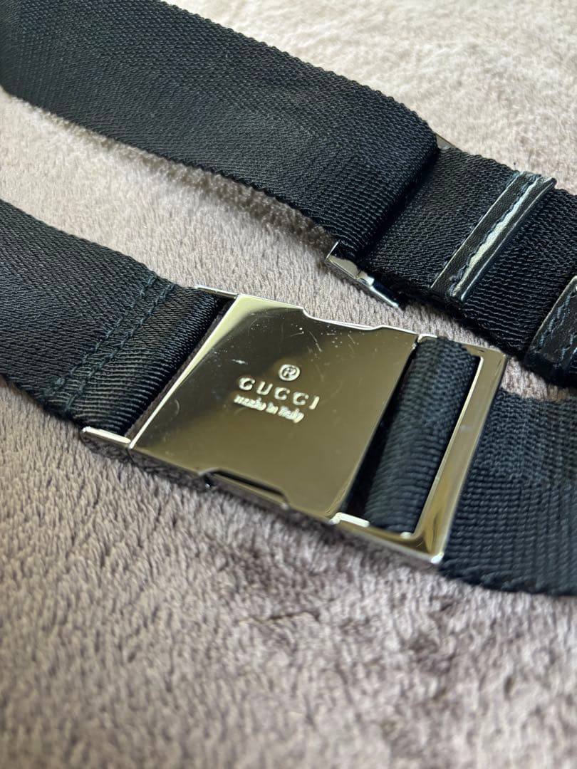 正規品★GUCCI★ブラック★ボディバッグ★保存袋付き ボディバッグ