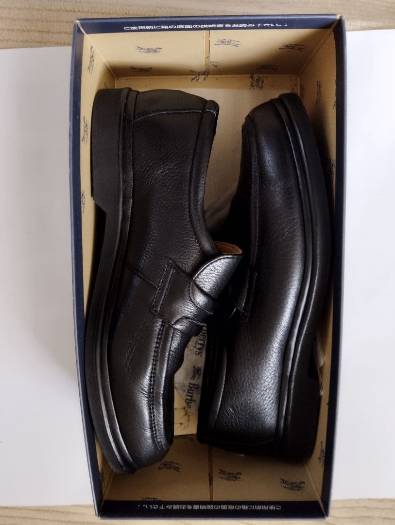 Burberry's ブラック ローファー
