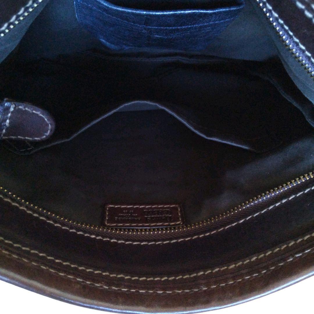 ダニエルアンドボブ　ショルダーバッグ レザー型押し 濃ネイビー