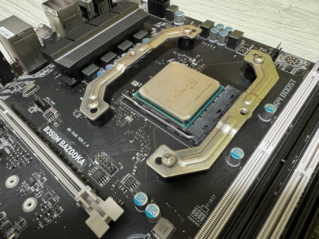 CPU＋マザーボード＋グラフィックボード まとめ出品