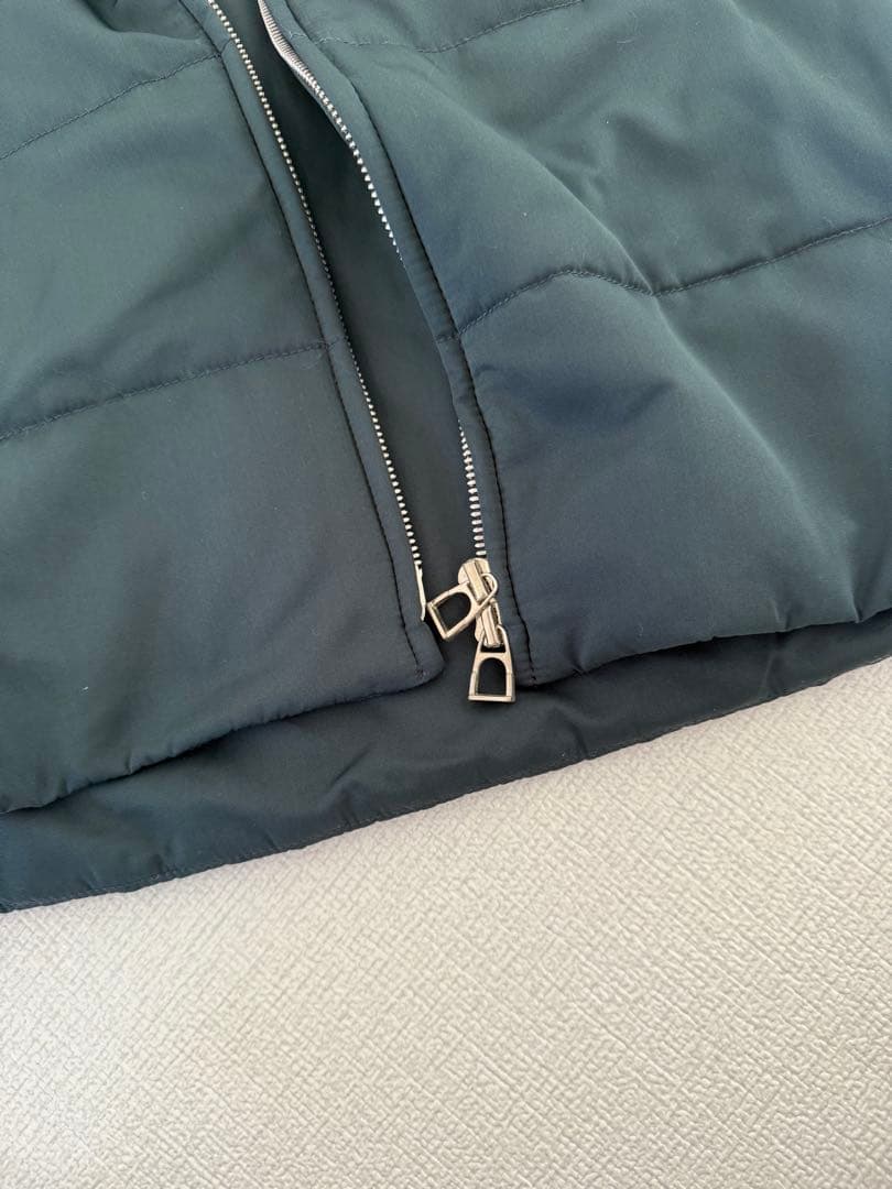 【美品】エルメス HERMES ダウンベストWINDSTOPPER セリエボタン