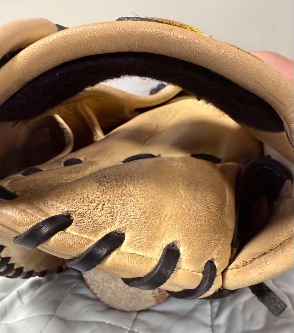 即戦力✨️ワールドペガサス　ファーストミット右投げ用【型付け済】