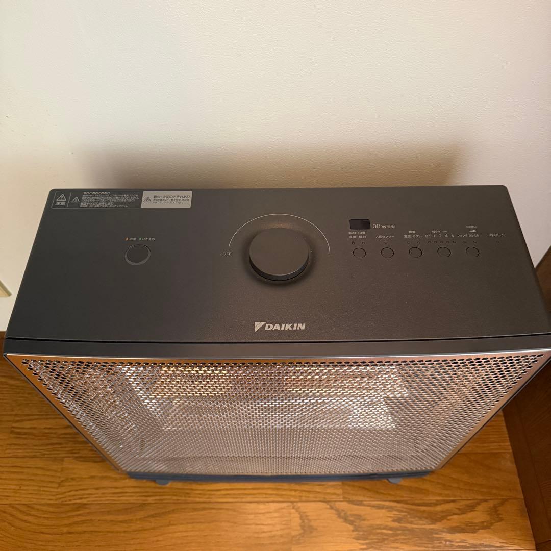 ダイキン2025最新ハイブリッドセラムヒートWRH136AS-H 遠赤外線暖房
