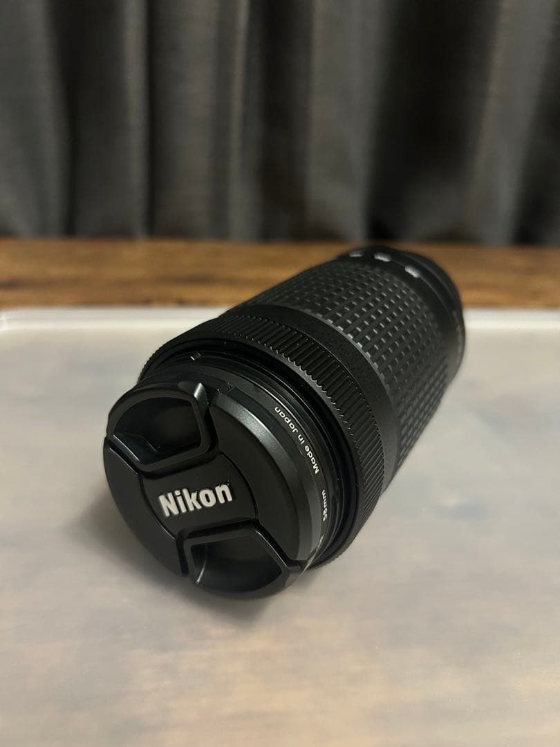 望遠ズームレンズ　Nikon AF-P NIKKOR DX 70-300mm