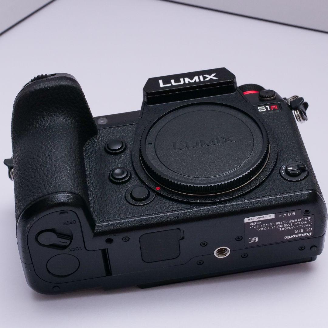 lumix s1r ボディ（日本仕様）　箱付属品あり美品