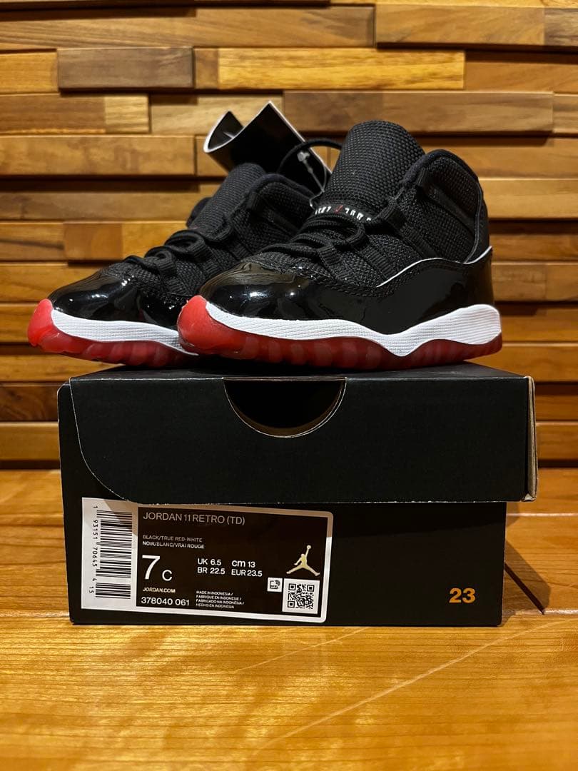 NIKE ジョーダン 11 レトロ Black/Red - 378040 061