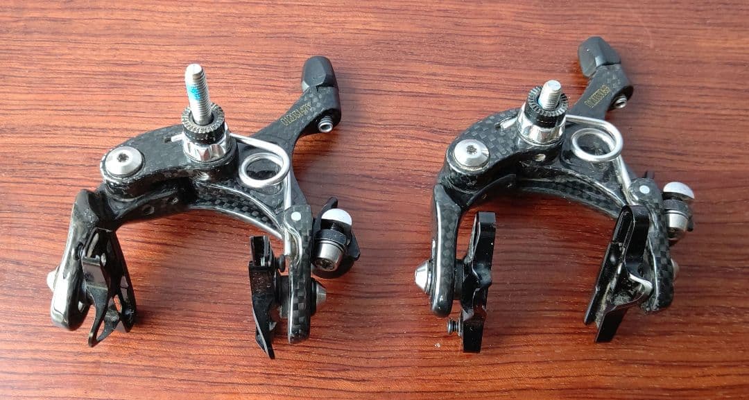 中古 TRP R950 SLカーボンキャリパーブレーキセット ブラック