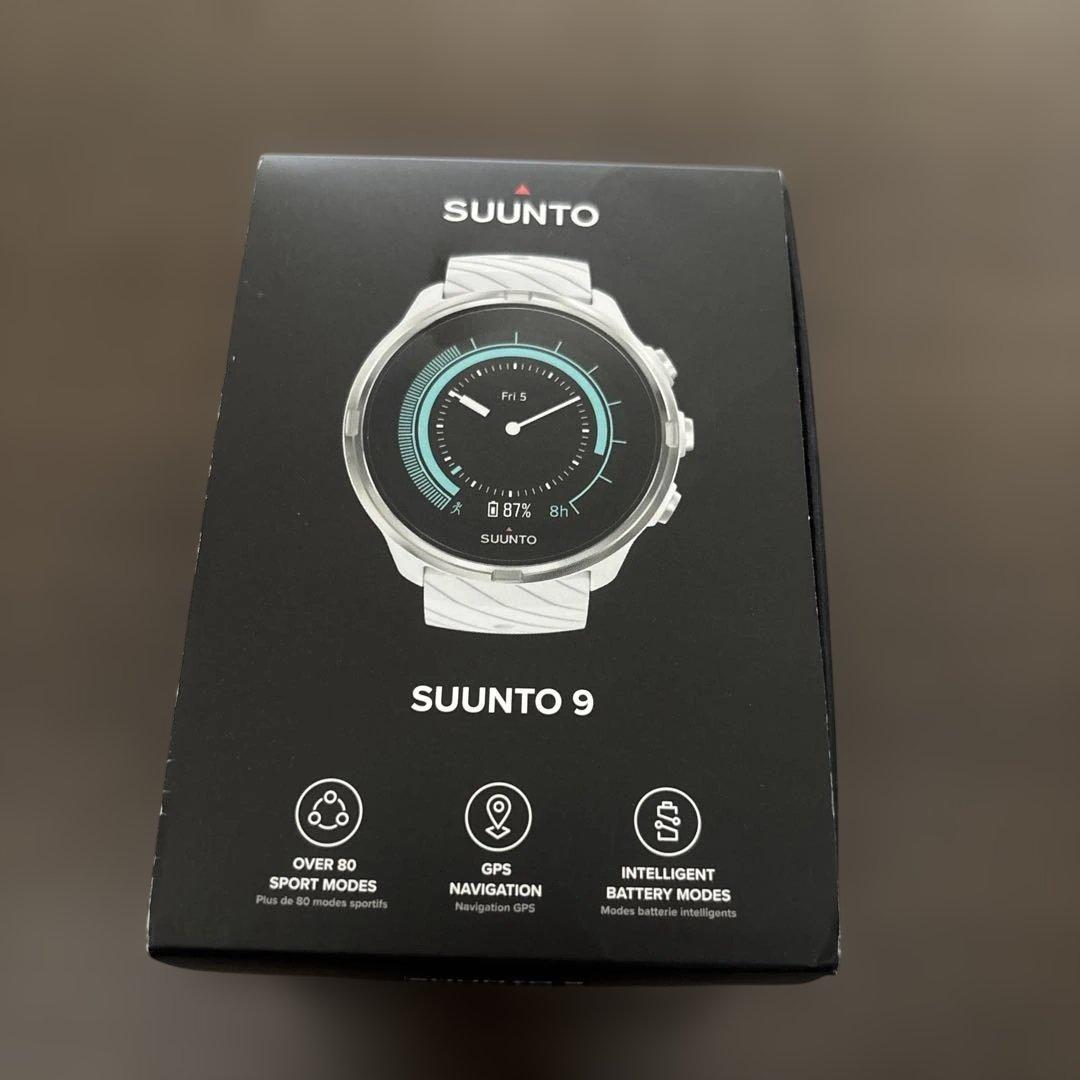 SUUNTO 9 ホワイト腕時計 GPS機能搭載