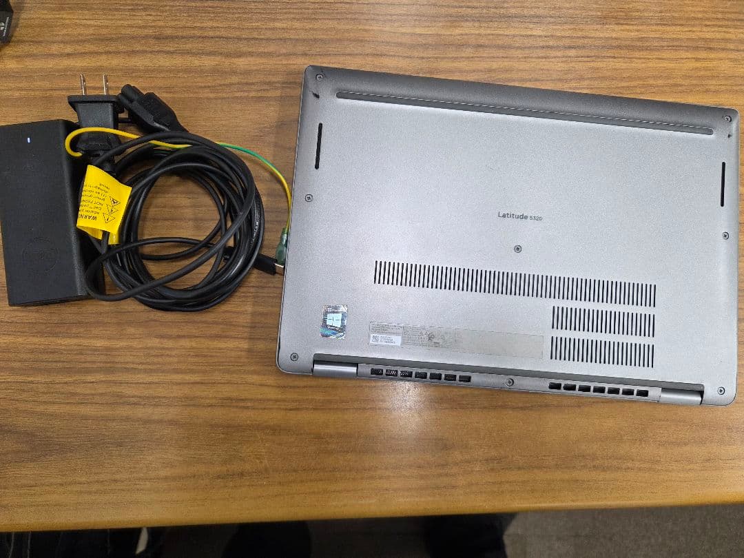 Latitude 13 5320 16GB i7 第11世代 高スペック