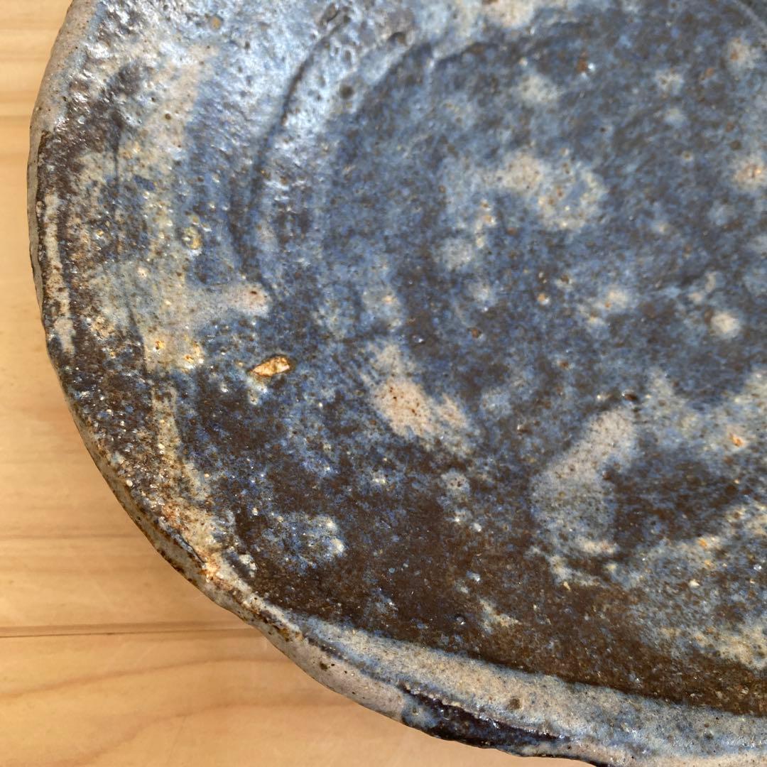 小野哲平　大皿(青)②欠け・修復跡有