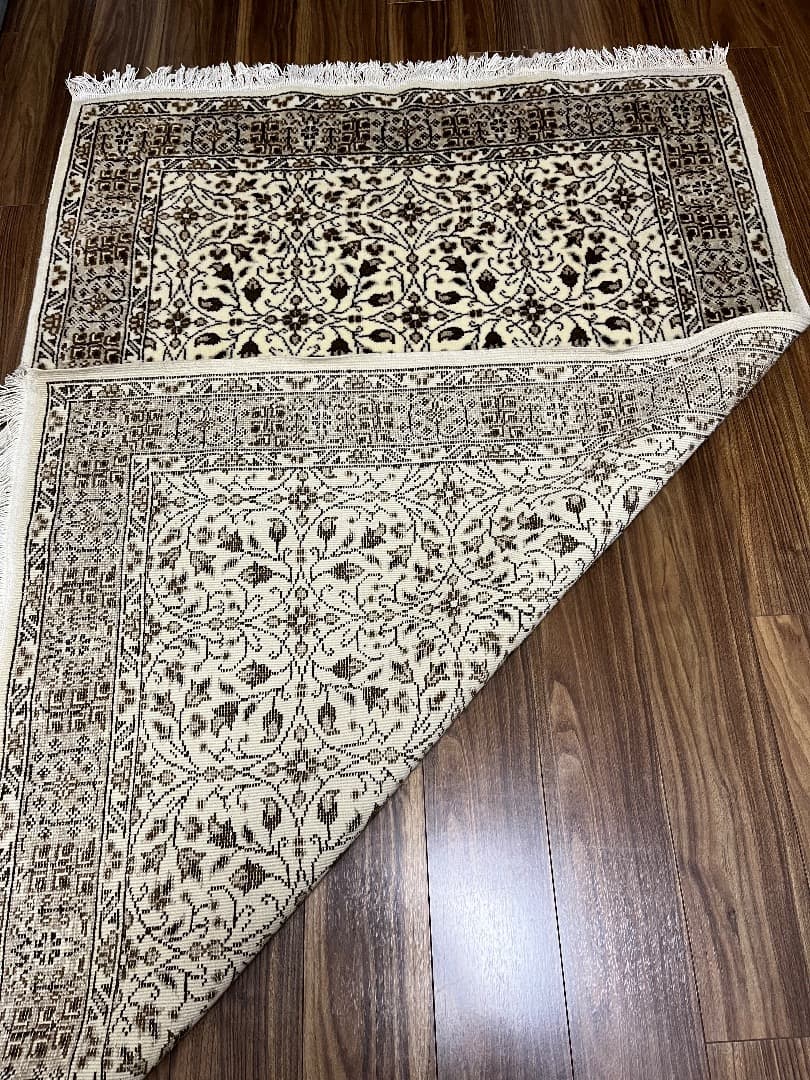 川*郎様 トルコ手織り絨毯。ウル-コットン。丸洗い済み．4番目の写真。