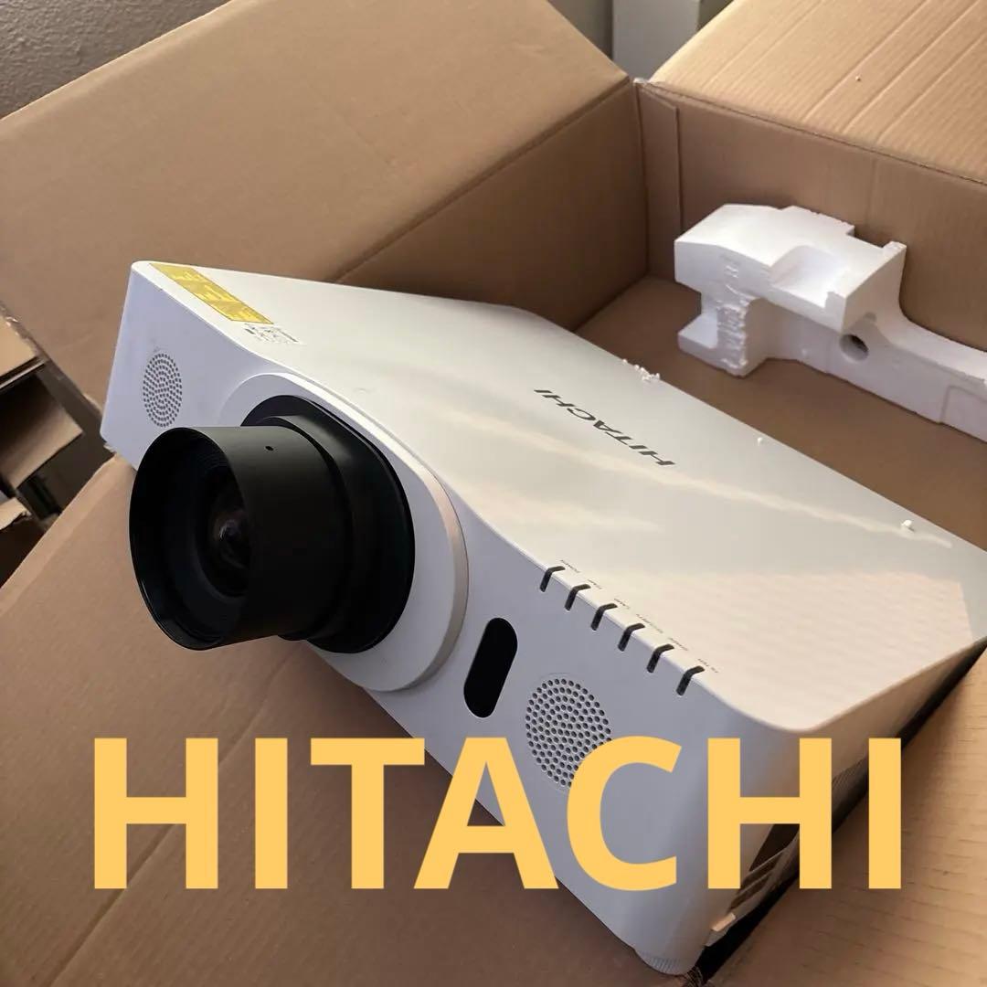 HITACHI CP-X8160 プロジェクター本体① 予備ランプ付き