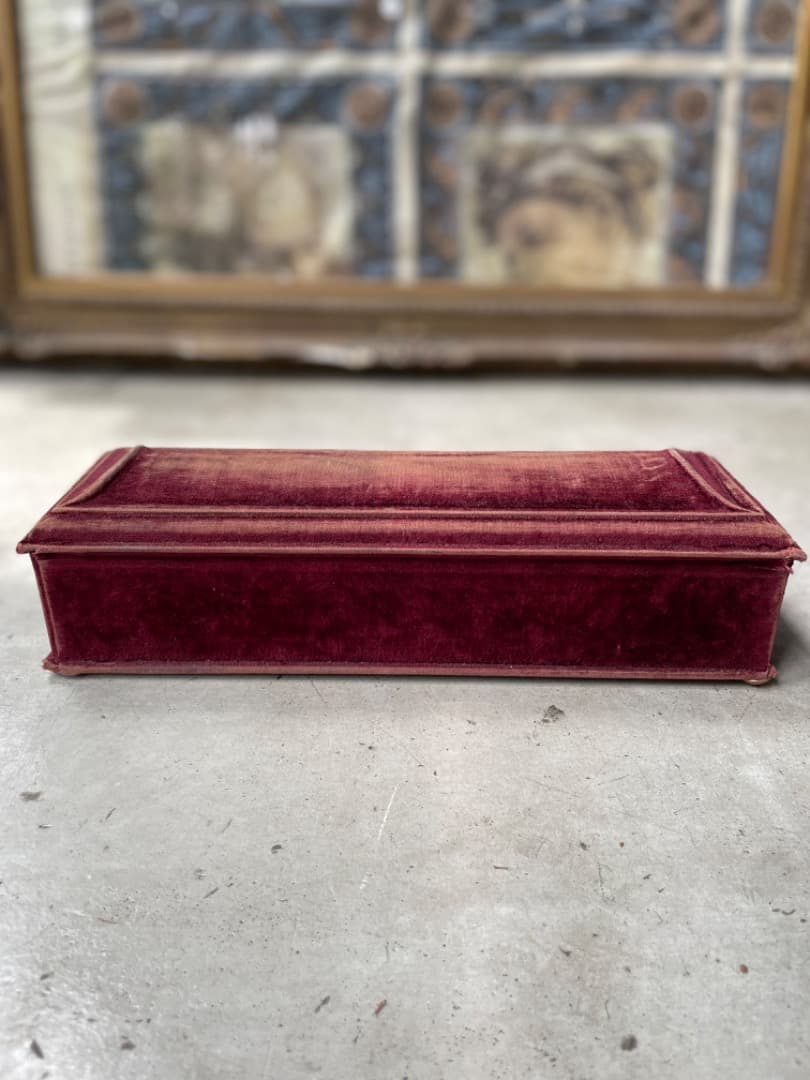 【フランス便】アンティーク ◆ヴェルベットケース◆