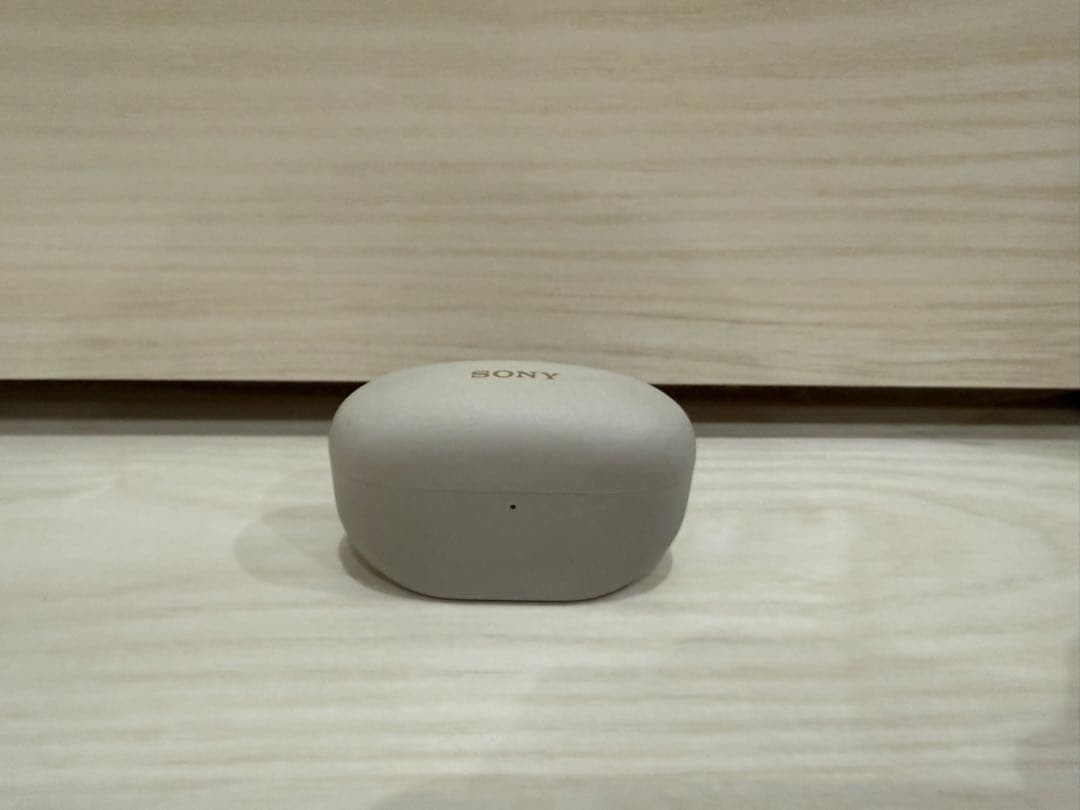 WF-1000XM5 プラチナムシルバー 美品