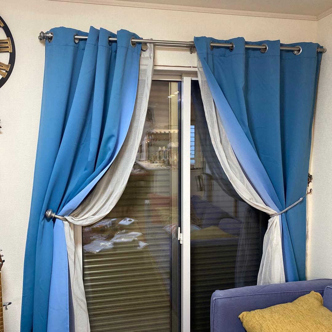 Black OutのカーテンとカーテンレールLast Offer‼️